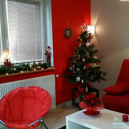 D'une Chambre Avec Terrasse Et Wifi A Διαμέρισμα